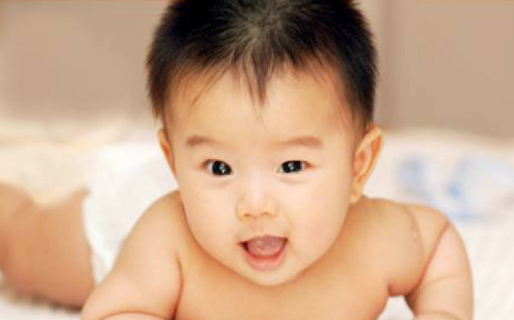 【宝宝1岁2个月】1岁2个月宝宝身高体重_14个月宝宝怎么喂养