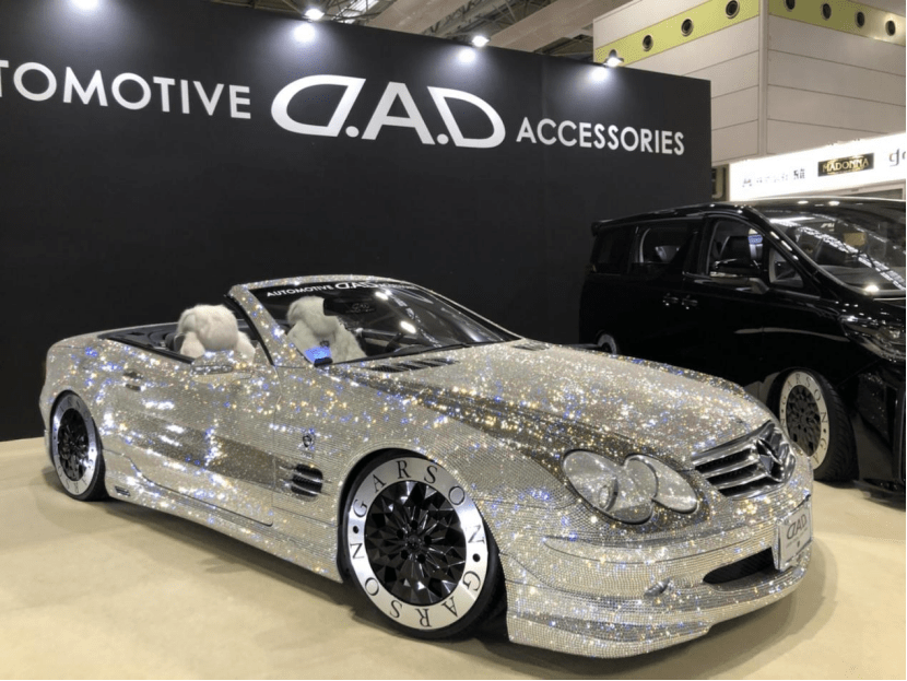 30万颗钻石奔驰改装车就算你有钱也买不到