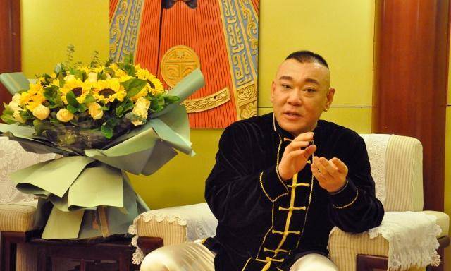 王鹤宇近况曝光自称德云led哥捞金被郭德纲师弟收入麾下