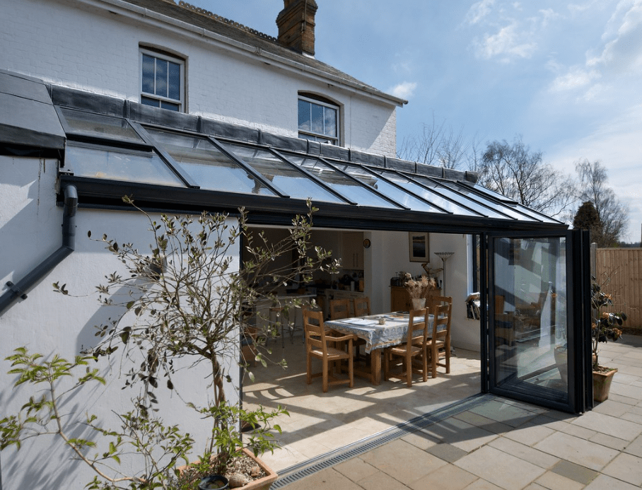 有庭院的装修太简单了一半阳光房一半做景色不违建风景好