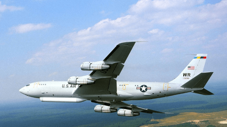 美国空军装备志——e-8c联合星侦察机_进行_飞机的_小时