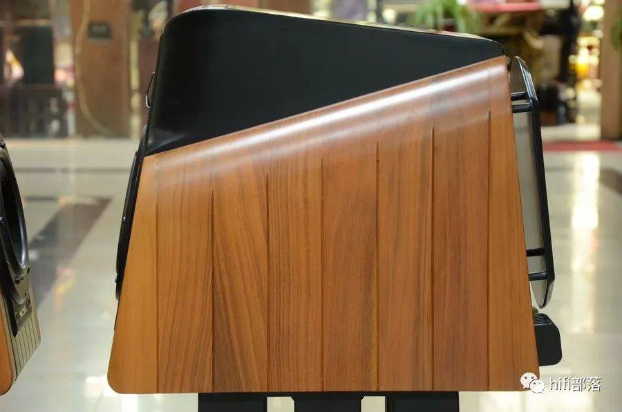 书架箱的巅峰之作世霸sonusfaberextrema火车头