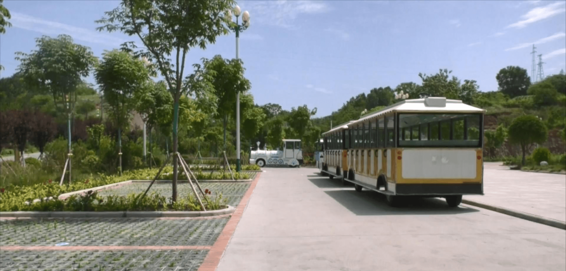 石泉县金蚕小镇环线公路入选陕西省十大最美农村路