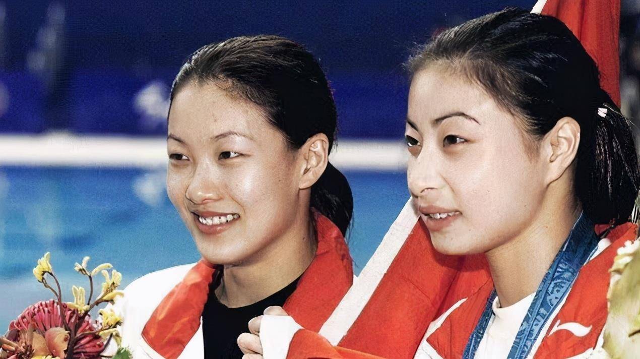 原创42岁伏明霞近照曝光身材走样认不出疑为68岁老公拼四胎