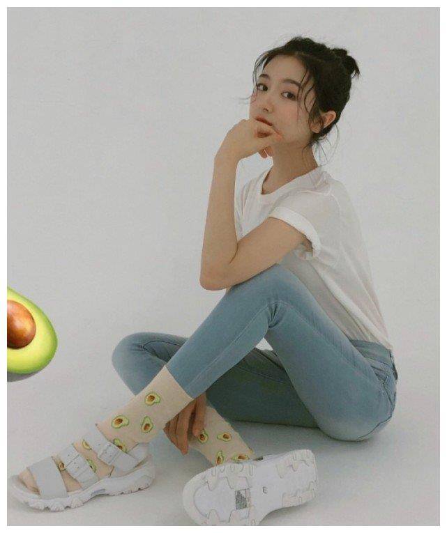 匡威太烂大街,现在流行李兰迪的"坦克鞋",又厚又大巨显腿长!