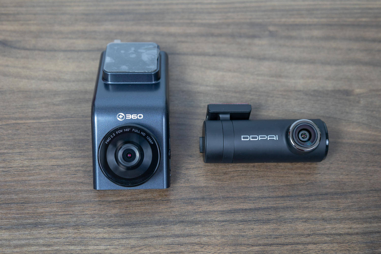 300元行车记录仪怎么选360g300pro对比盯盯拍mini2s