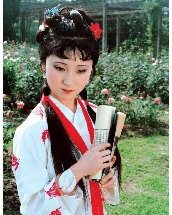 原创陈晓旭短暂而又多彩的人生塑造最美林黛玉当过商业女强人