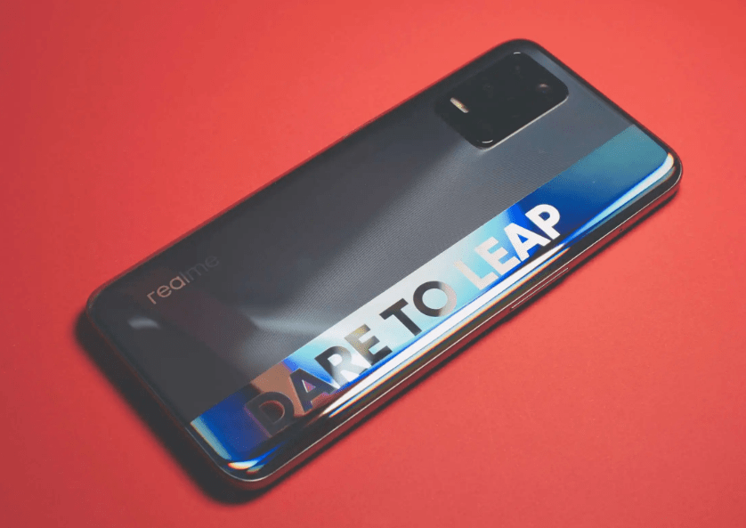 原创真正懂手机的人为什么更喜欢iqoorealme这些小众品牌