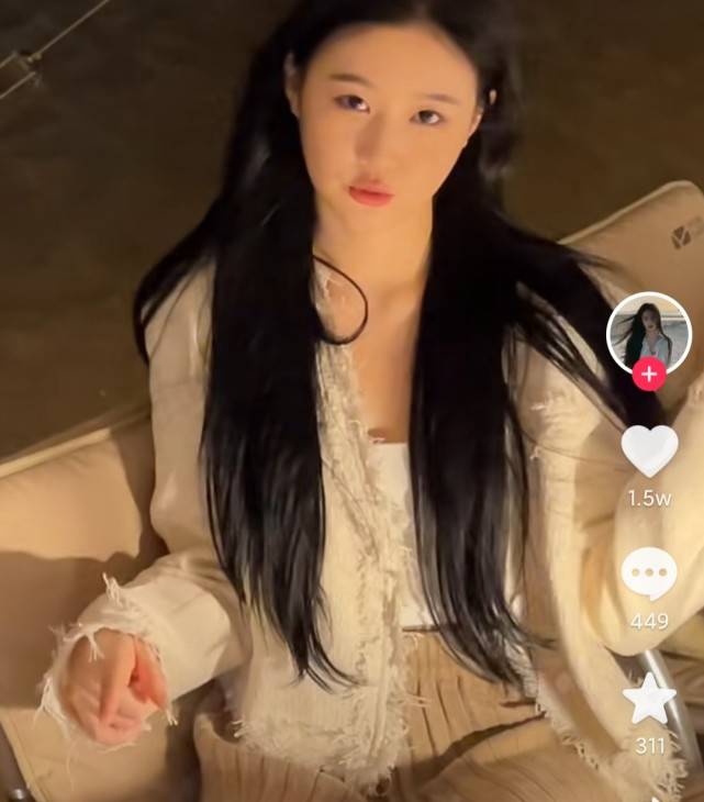 原创撞脸肖战神似王一博气质刘亦菲这些网红太好成名了吧