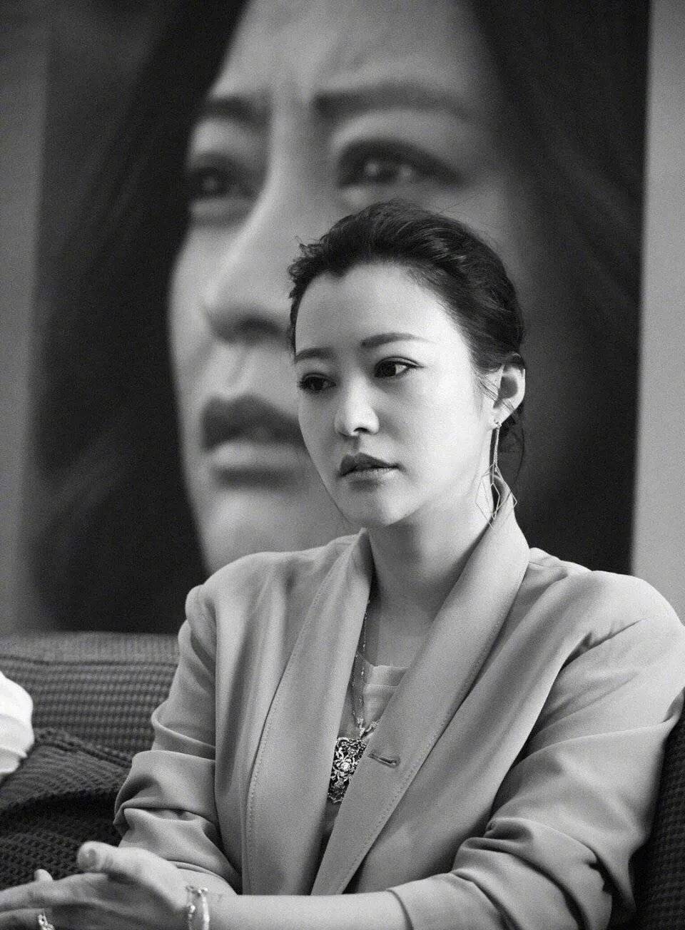郝蕾—自带气场的魅力女星_演技_特色_个人