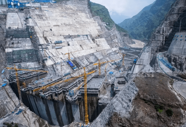 我国又一超级水电站问世,水坝高达289米,安防工作可以这样做