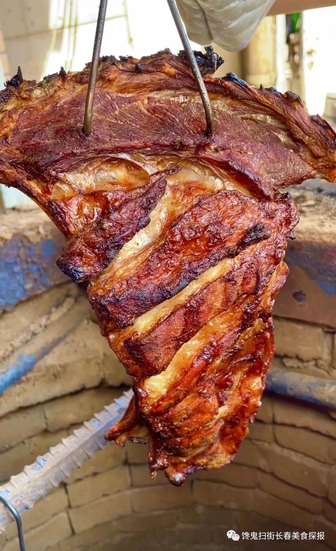 20斤土窑烤全羊才666元土窑大炕吃肉香