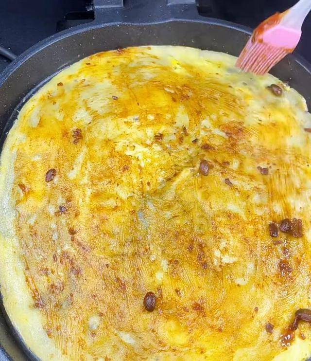 原创
杂粮煎饼的做法,中华传统小吃,很多人喜欢吃,促进消化营养美味