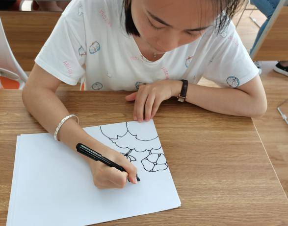 龙马潭区玉带河幼儿园开展简笔画培训
