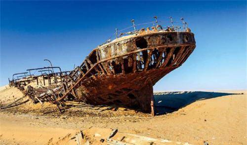 沙漠中心发现一艘500年前沉船，载着6300万金币，咋去的至今成谜