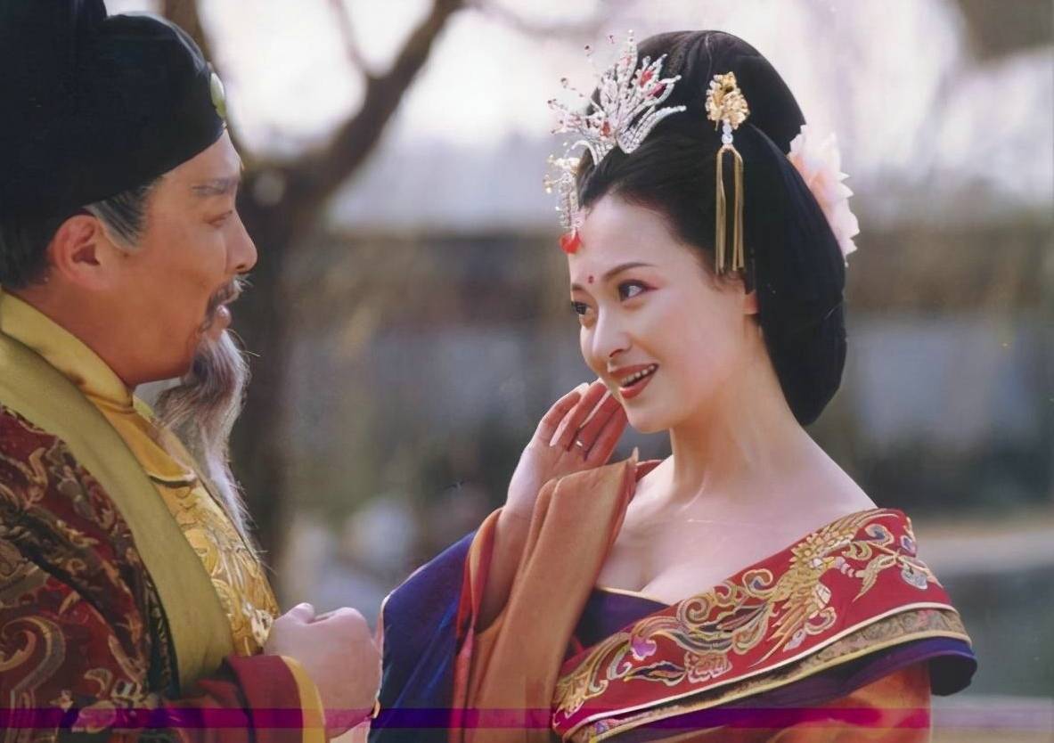 不要再吹唐玄宗和杨玉环的爱情了,李隆基就是一个渣男_武则天_惠妃_武