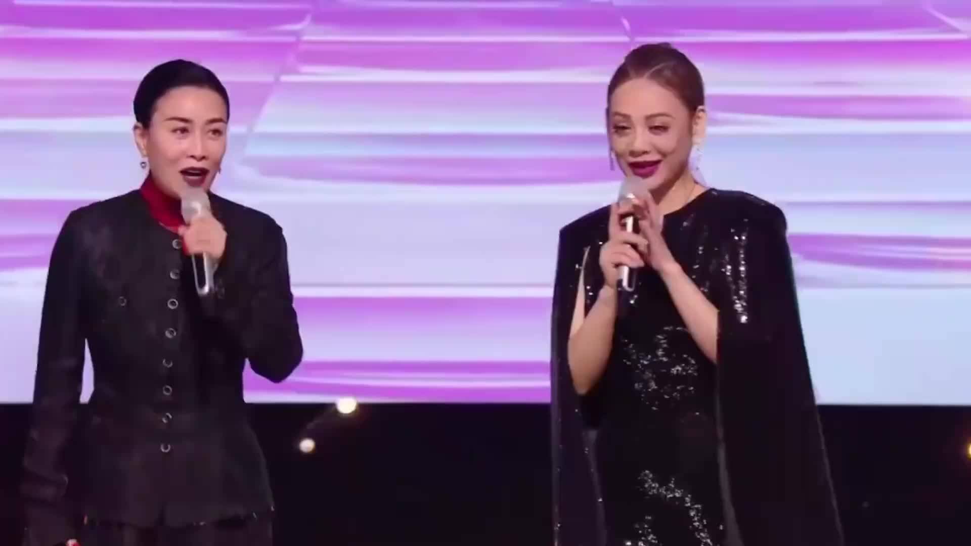 宁静那英发博晒合照,互称逻辑鬼才和金句天才_那英发_宁静_逻辑