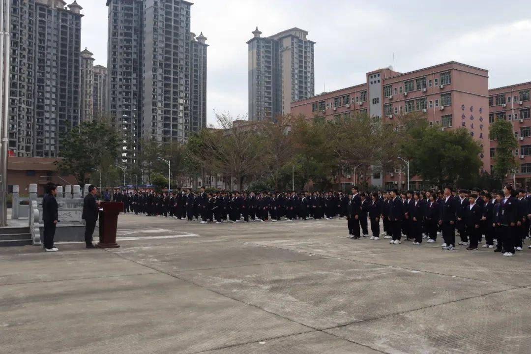 走进德成 成就未来——德成中英文学校定于7月5日举行各年级新生信息