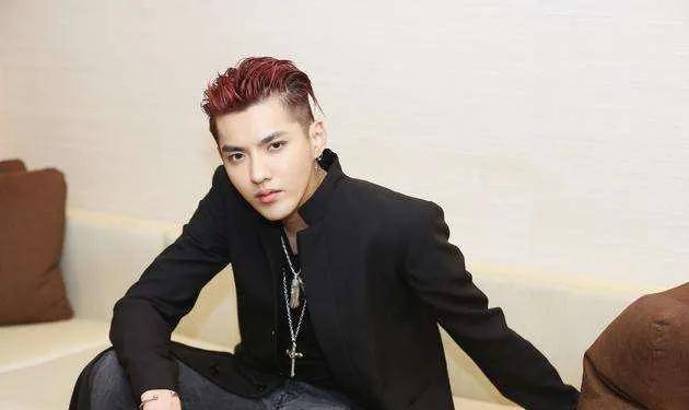 吴亦凡"聚众淫乱罪"开庭审理,后半生只能在监狱织毛衣了