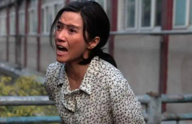 再看万箭穿心才理解马学武跳江前将情人照片夹在书中有多狠