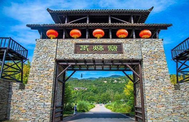 原创245万平方米湖北这一古寨以春秋命名位于海拔270米以上