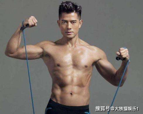 原创本是快领退休金的大叔年龄，身材却如20岁少年，这些自律男星绝了