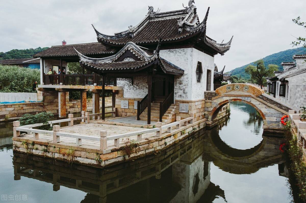 十里祠堂多宋韵一湾台榭荡清风游惠山古镇