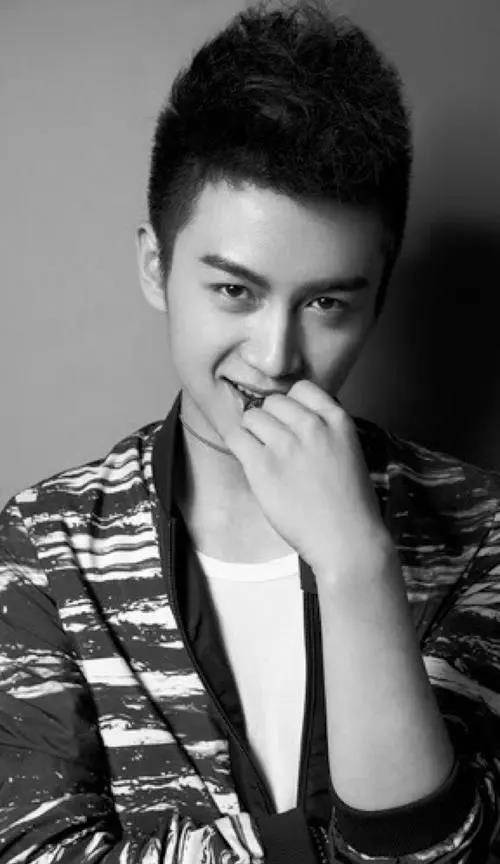 原创公子哥陈晓那个娶了白月光的顾千帆为何眼里失去了光