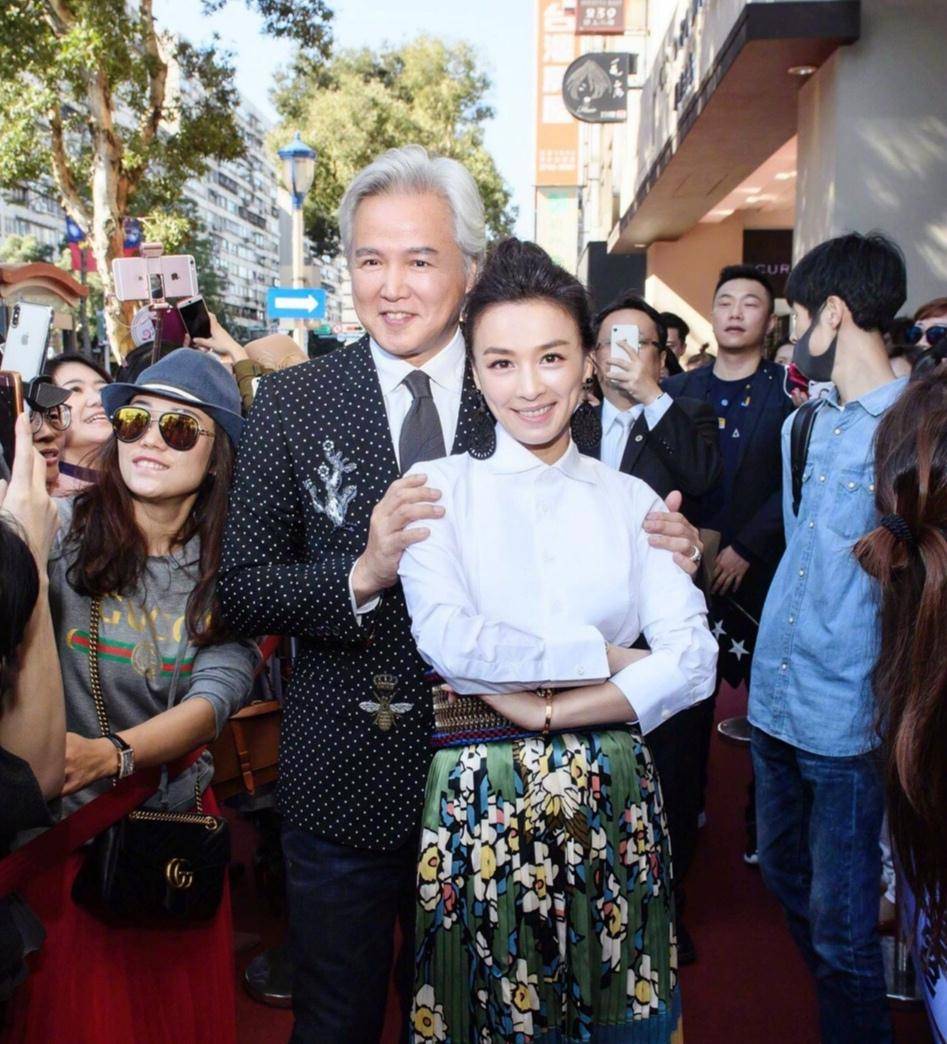 原创张庭30岁继子颜值真高长得帅气又高大独自闯荡娱乐圈不靠爸