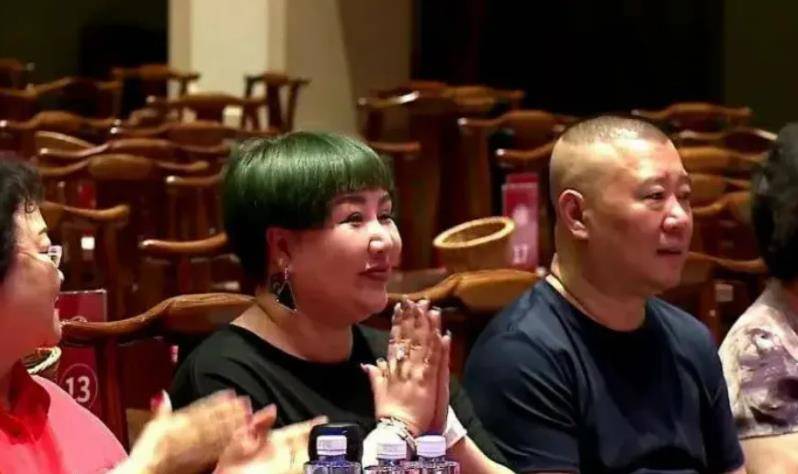 德云社市值20亿郭德纲为何不让于谦占股只因于谦根本看不上