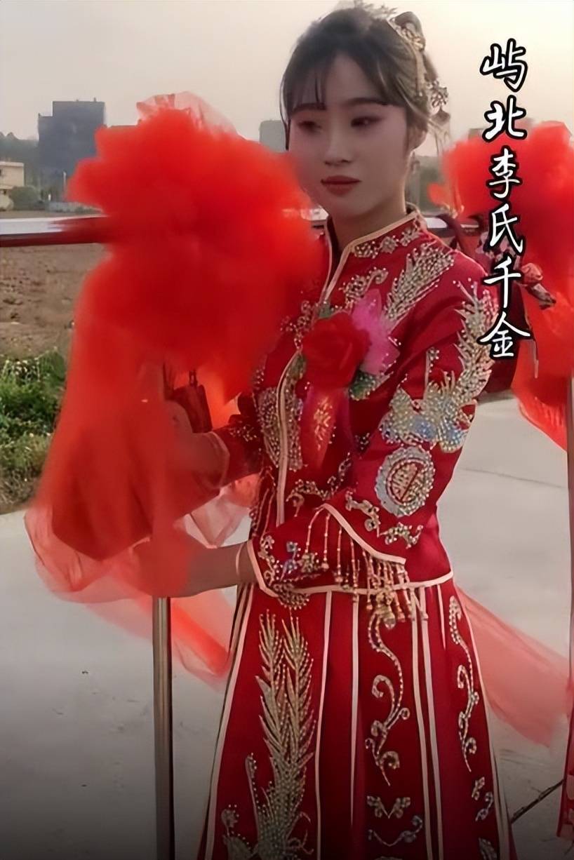 潮汕美女佳娜简介图片