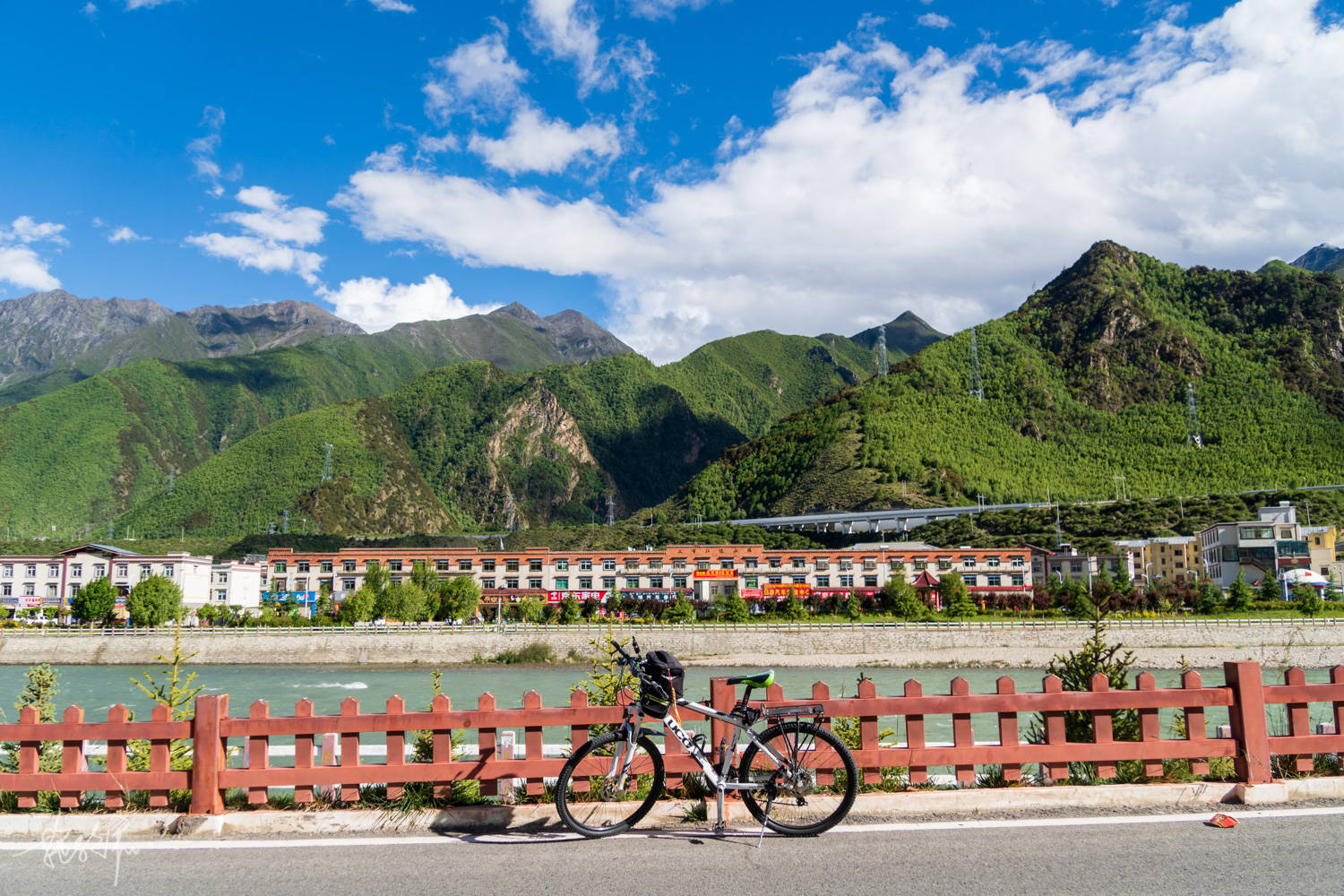 一个人骑行滇藏日记d3松多工布江达