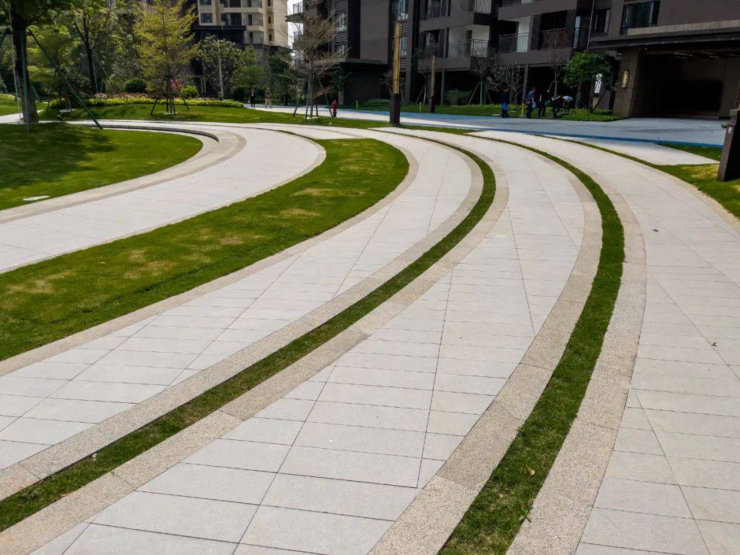 地上织锦江南园林67花街铺地的现代借鉴