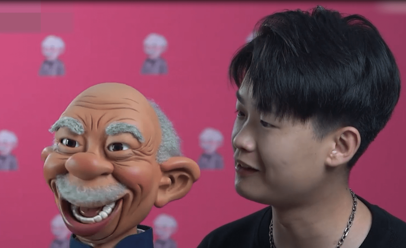 徐小迪:腹语"表白"杨幂,街头上演花式撩妹,有何本事吸粉百万_姐姐