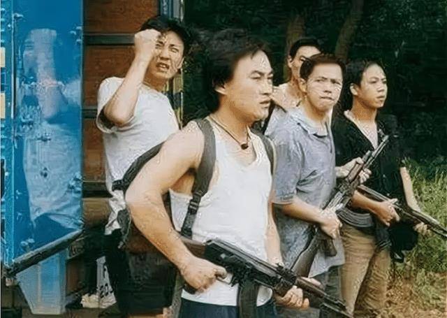 1996年张子强在8位富豪绑架名单上果断划掉一人划掉了谁