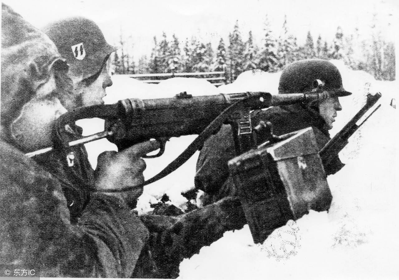 原创二战1944年12月16日阿登战役德国第二装甲师的最后突击