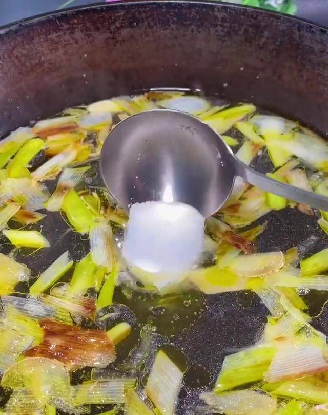 原创大厨分享酱猪蹄的家常做法猪蹄儿软烂入味一口气啃完太爽了