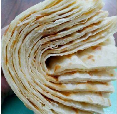 对于北方人来说,都是非常的喜欢吃面食,而烙饼和馒头是日常生活中经常