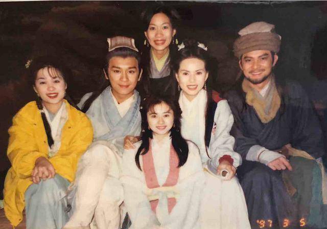 97版《天龙八部》时隔22年重聚,段誉王语嫣同框默契满满_李若彤