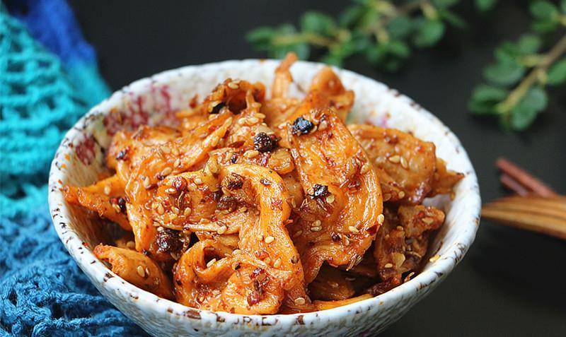 原创素鸡翅版辣条软而韧麻辣入味越吃越香根本停不住嘴