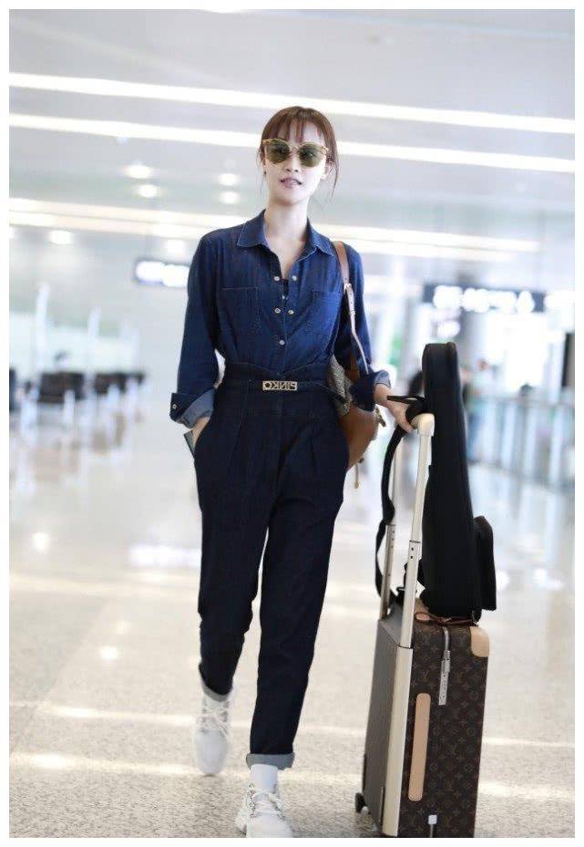 原创蓝盈莹39码的脚还穿15cm短的鞋不嫌疼快让曹骏买一双