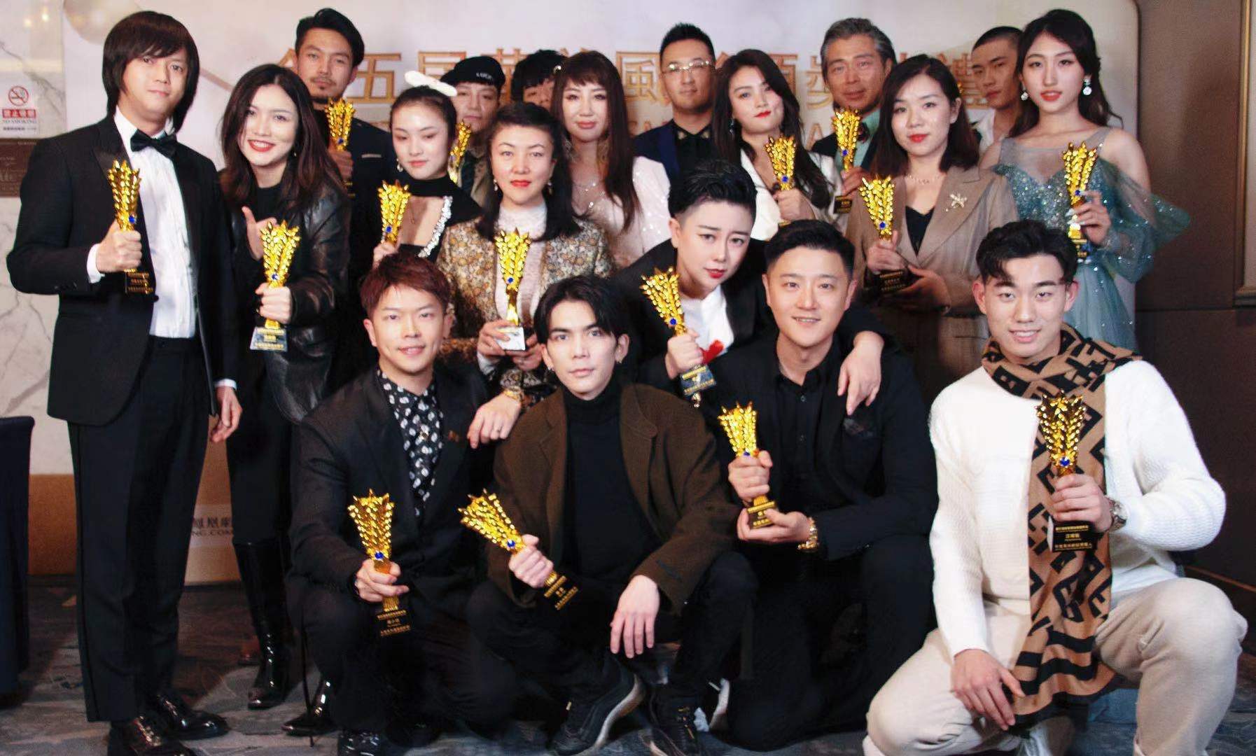 原创第五届华美风尚颁奖典礼落幕年度影响力代表人物及品牌诞生