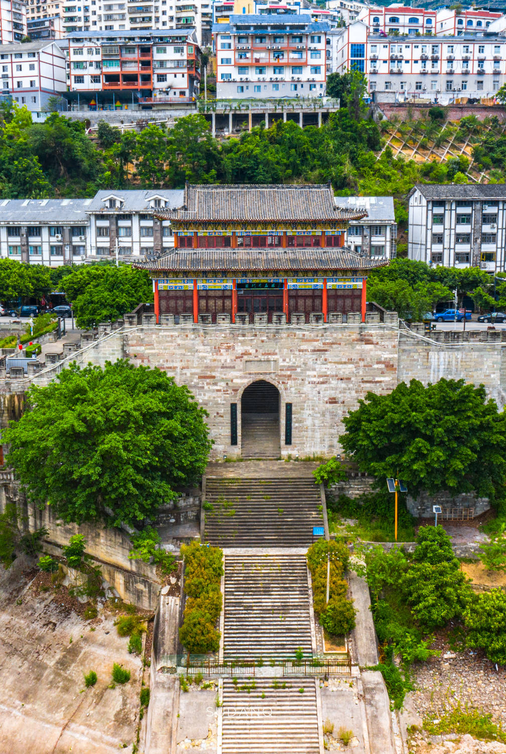 这个刚通高铁的县城厉害了曾管重庆近300年关税收入全国第二