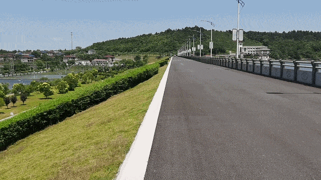 短视频UP主的创作利器，智云SMOOTH-Q4 COMBO套装体验