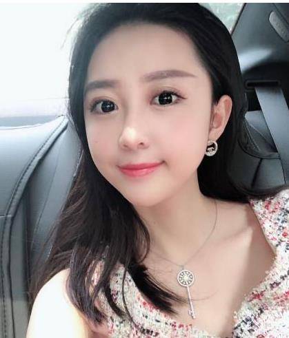 原创疑王思聪朋友圈曝光透露潘玮柏妻子不光彩经历天王嫂也被牵连