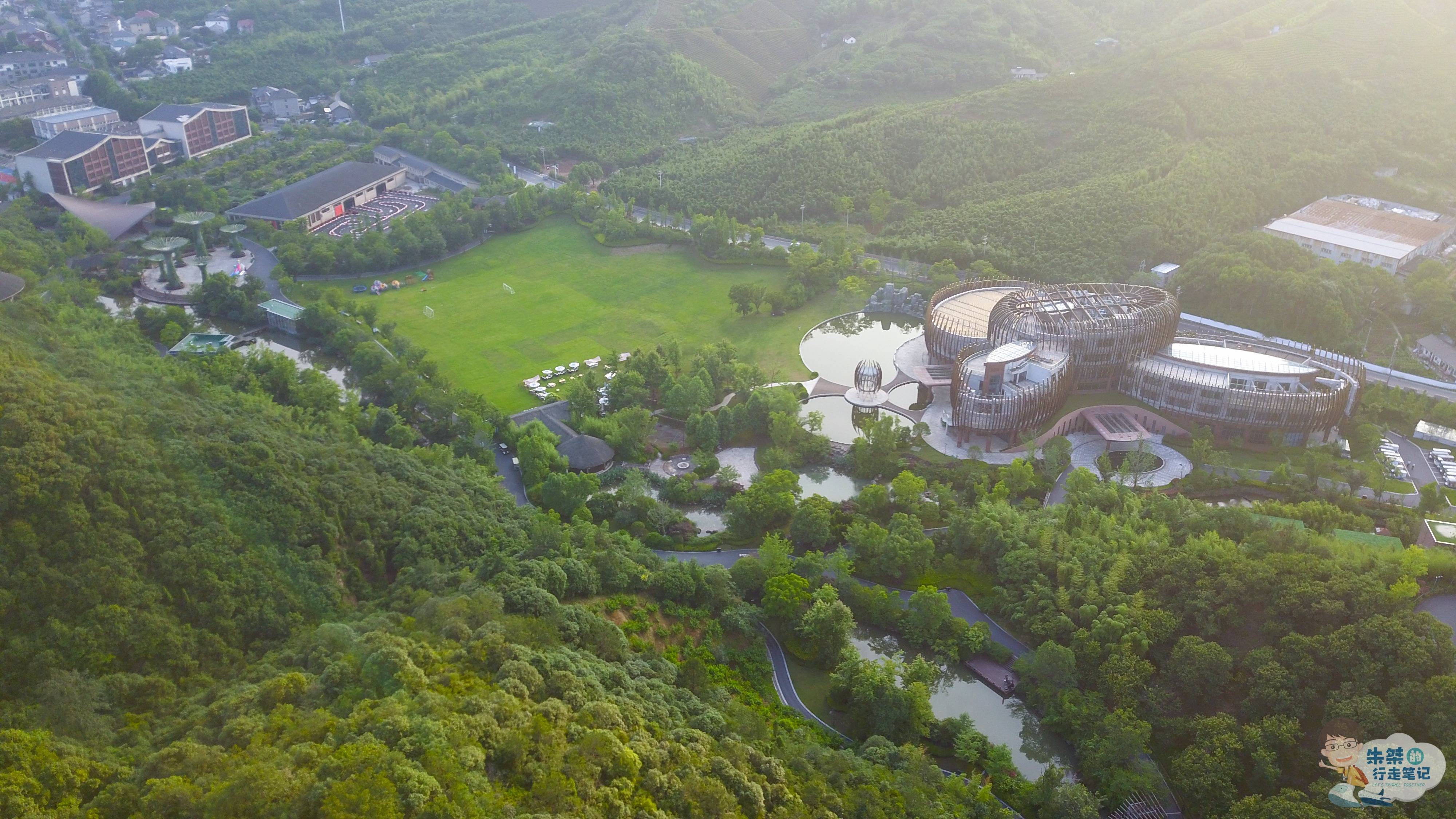 原创受慢综青睐的特色酒店坐拥全球首个探索极限基地就在莫干山