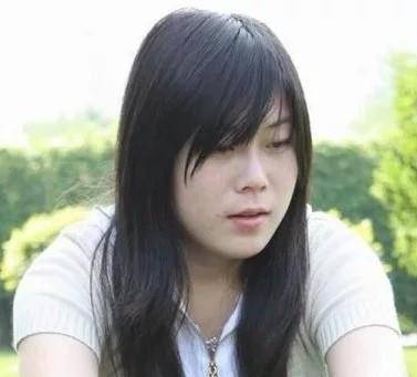 原创16岁西单女孩任月丽一夜爆红登上舞台现在的她还在北漂唱歌吗