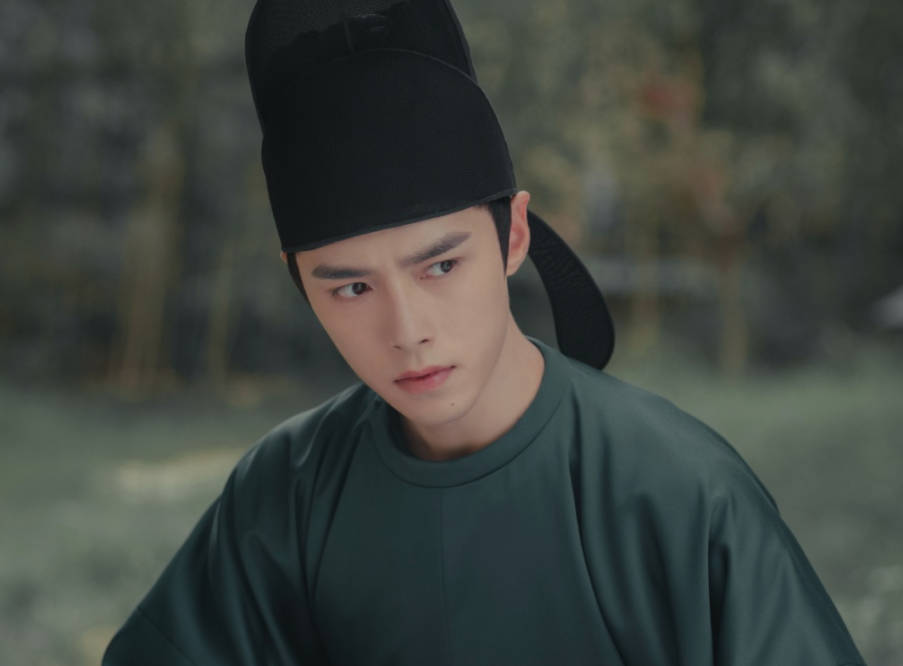 "魏书玉"演完《长歌行》露脸《玉骨遥》,换个造型