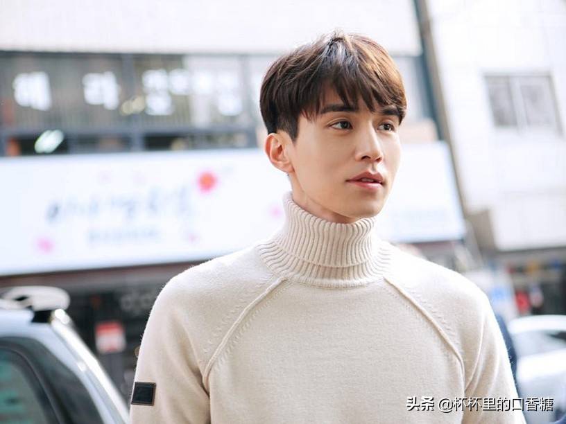 原创微卷长发是男神李钟硕李栋旭撩玄彬长发颓废美