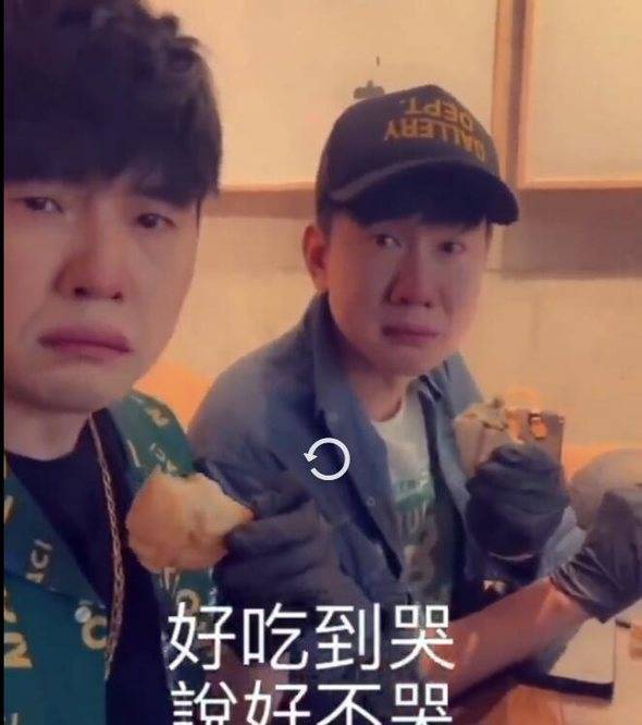 周杰伦林俊杰聚餐好吃到哭超搞笑具俊晔坐大小s中间看魔术